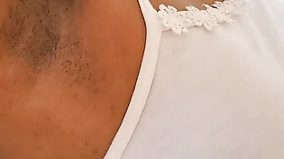 Uber-sexy Underarms Displaying by Steaming Cougar of Sri Lanka